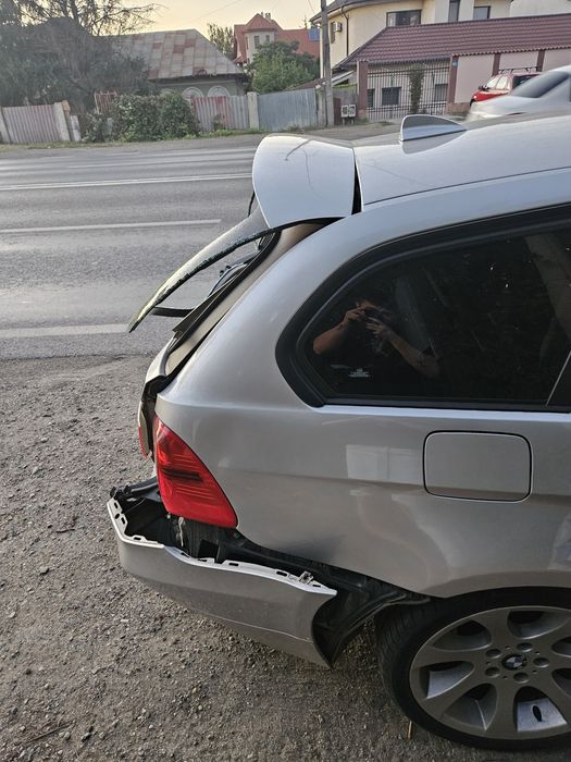 Vand bmw e91 m47 avariat. Se vinde intreg nu pe piese.