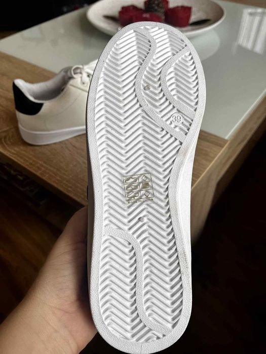 НОВИ! Дамски кожени кецове - размер 39