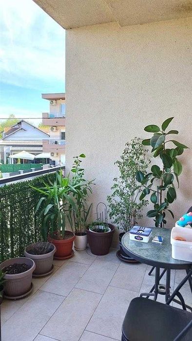 Дава се под наем Тристаен апартамент в Пловдив, Христо Смирненски - 87 кв.м за 377.4 € - Снимка #6