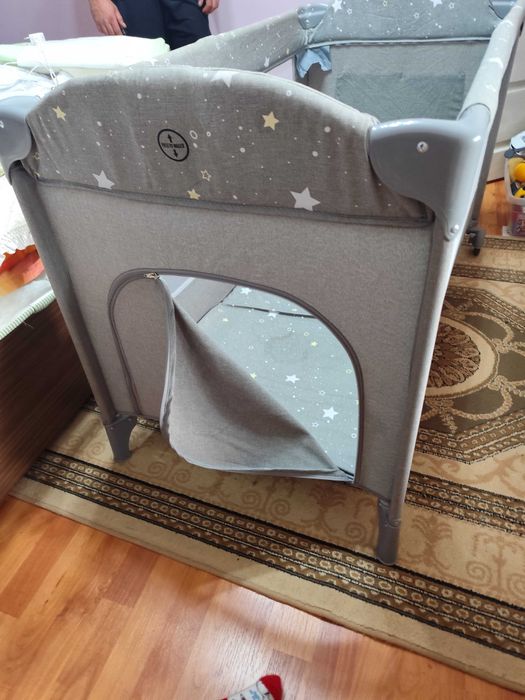 Кошара за игра и сън