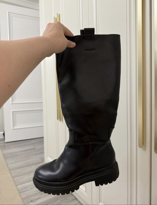 Сапоги в отличном состоянии осень,демиссезон