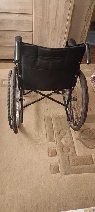 Инвалидная коляска
