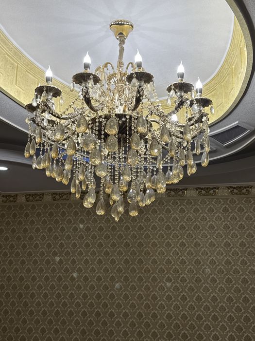 Lyustra xrustalniy katta o’lchamda