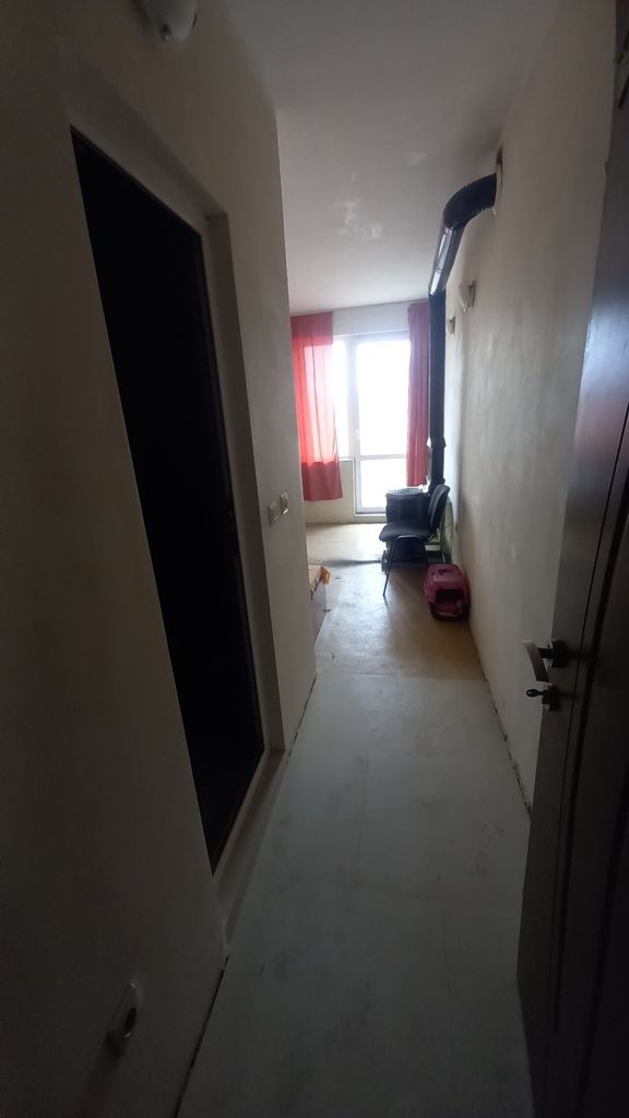 Продава се Тристаен апартамент в Приморско - 60 кв.м за 935 €/кв.м - Снимка #6