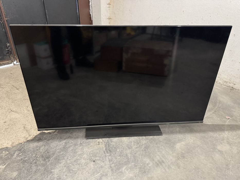 Телевизор Toshiba 55 инча смарт телевизор за части