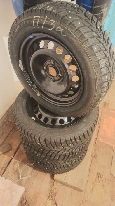 Зим комплект новый