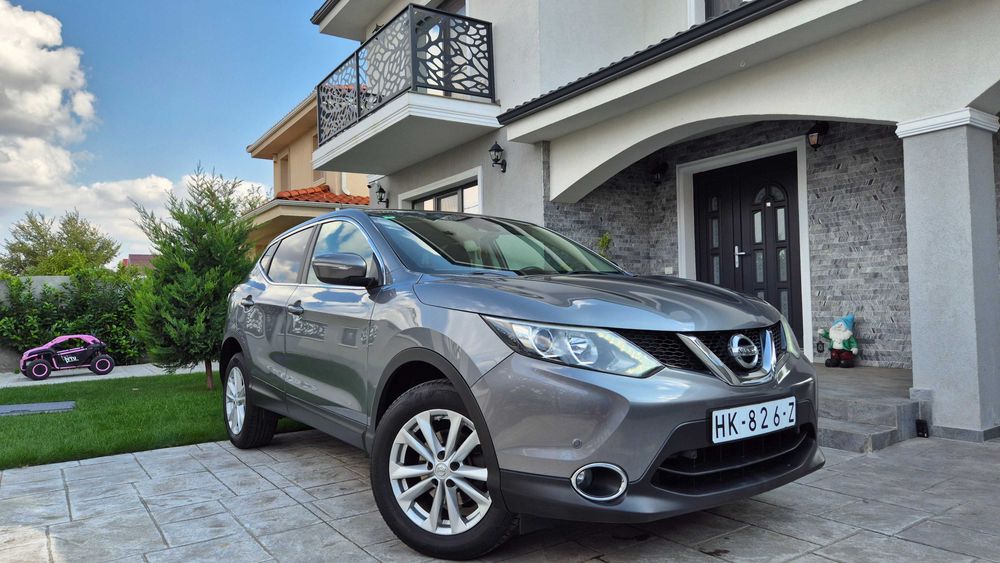Nissan/Qashqai/Navi/4x4/Camera/Pano/Keyless/Goo/Entry/Diesel/Euro/5/