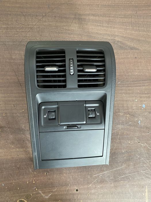 Grila cotiera cu butoane incalzire bancheta passat cc b7 b6