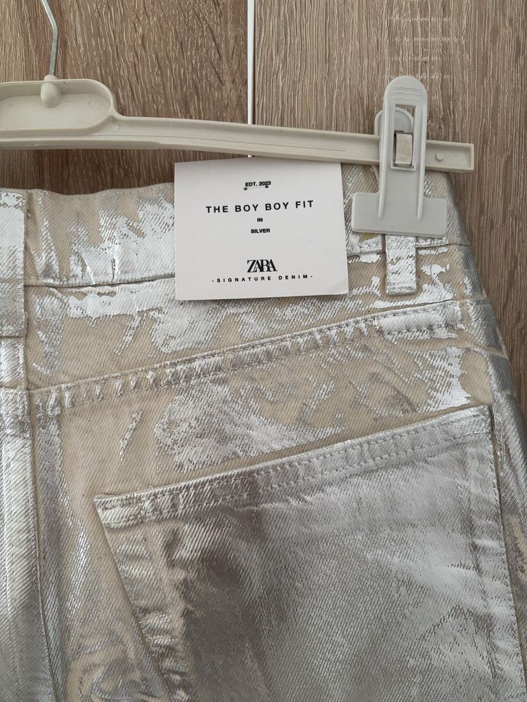 Ефектни дънки Zara / НОВИ
