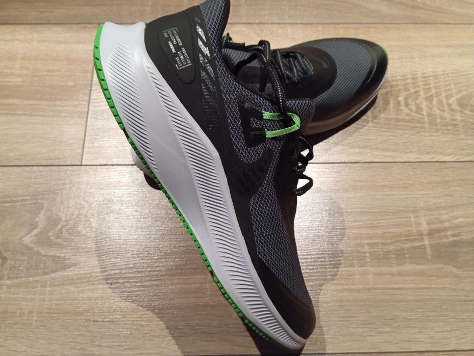 Nike Air zoom quest 3 shield