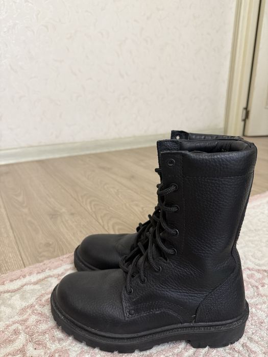 Продам берцы/ летнии