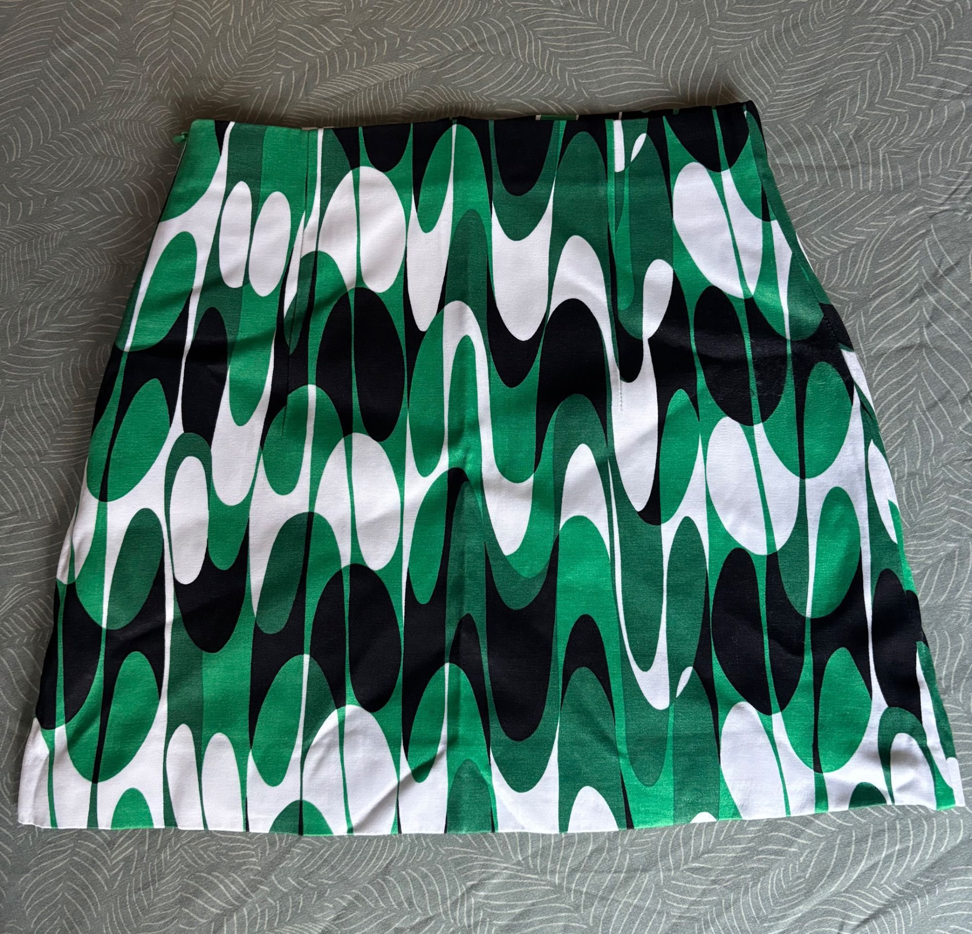 Зелена къса пола Zara