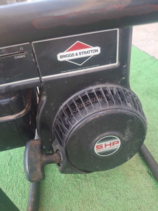 Бензинова водна помпа