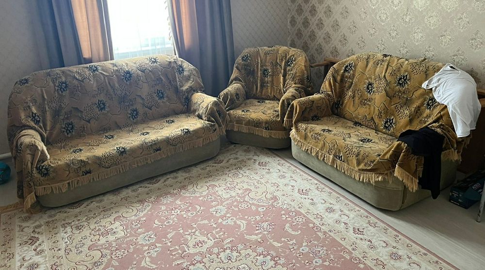 Мягкий мебель    .