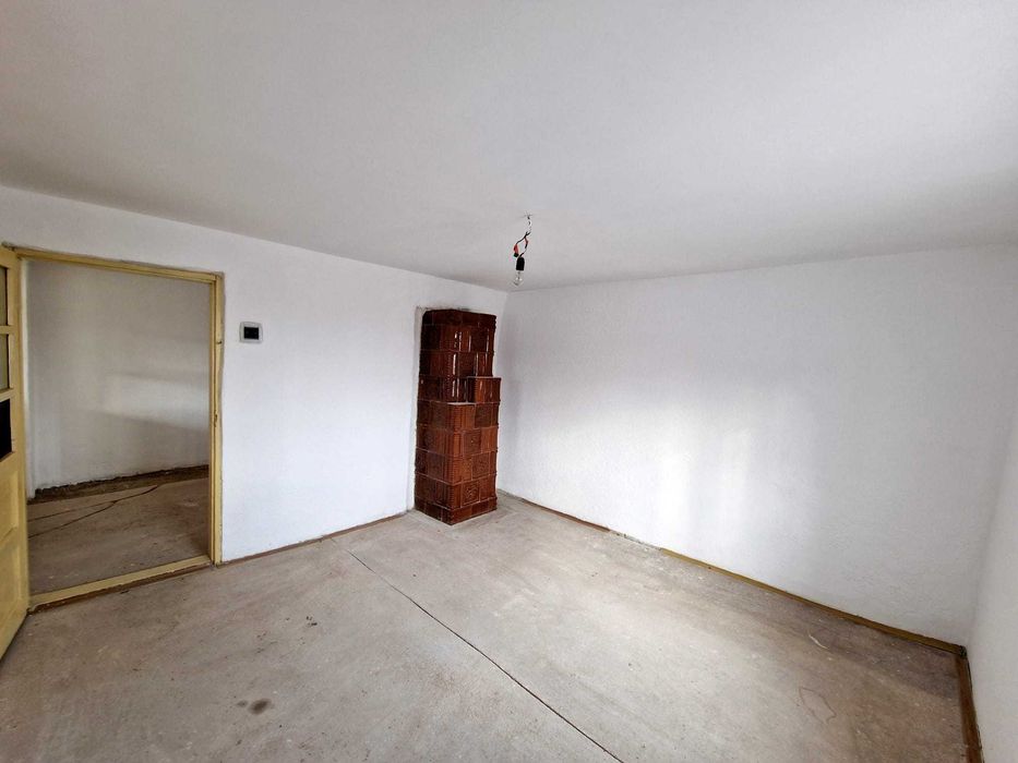 Casa de vanzare - comuna Prundeni, jud. Valcea [Poze reale]