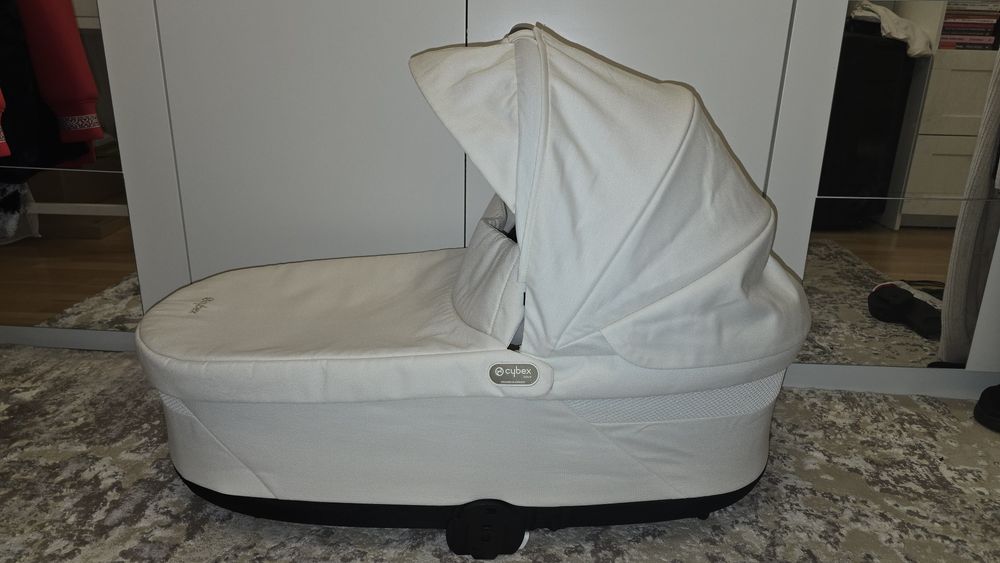 landou Cybex Cot S Lux Alb cu protecție