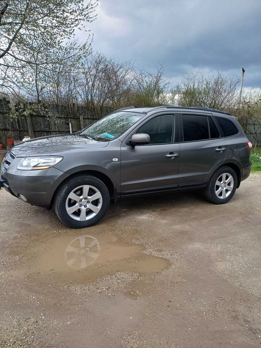 Vand sau schimb Hyundai Santa fe i