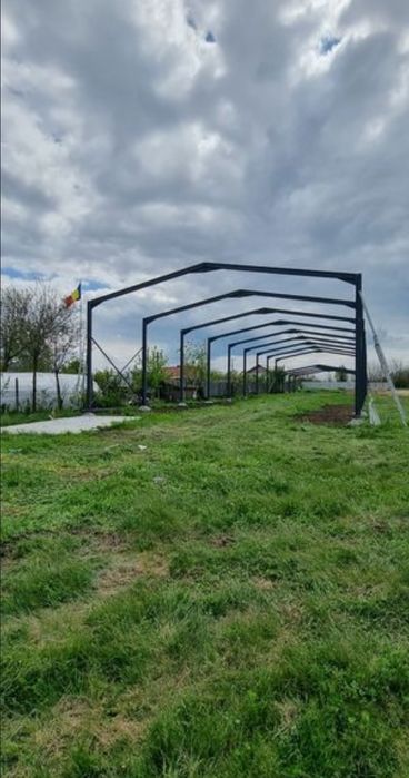 Vând structură metalică 10×20×4h