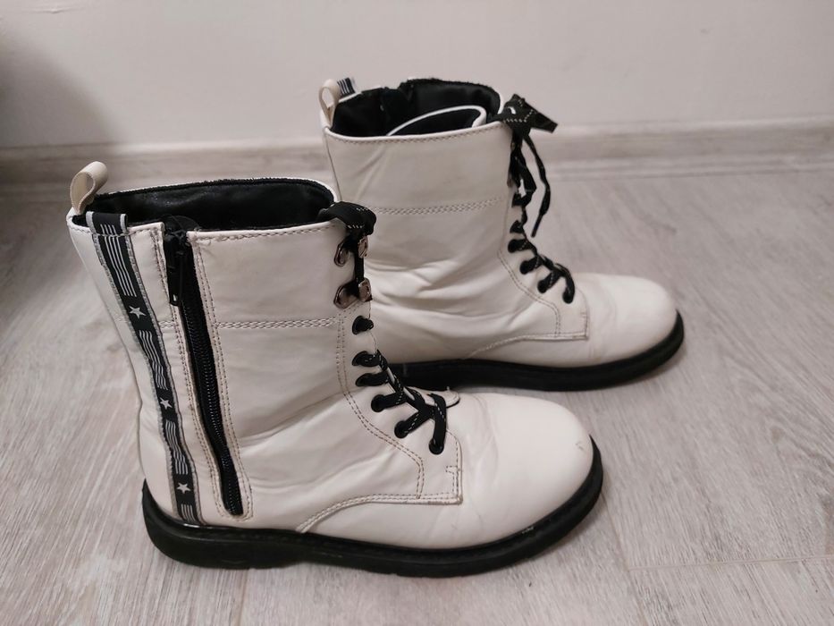 Ботуши за момиче