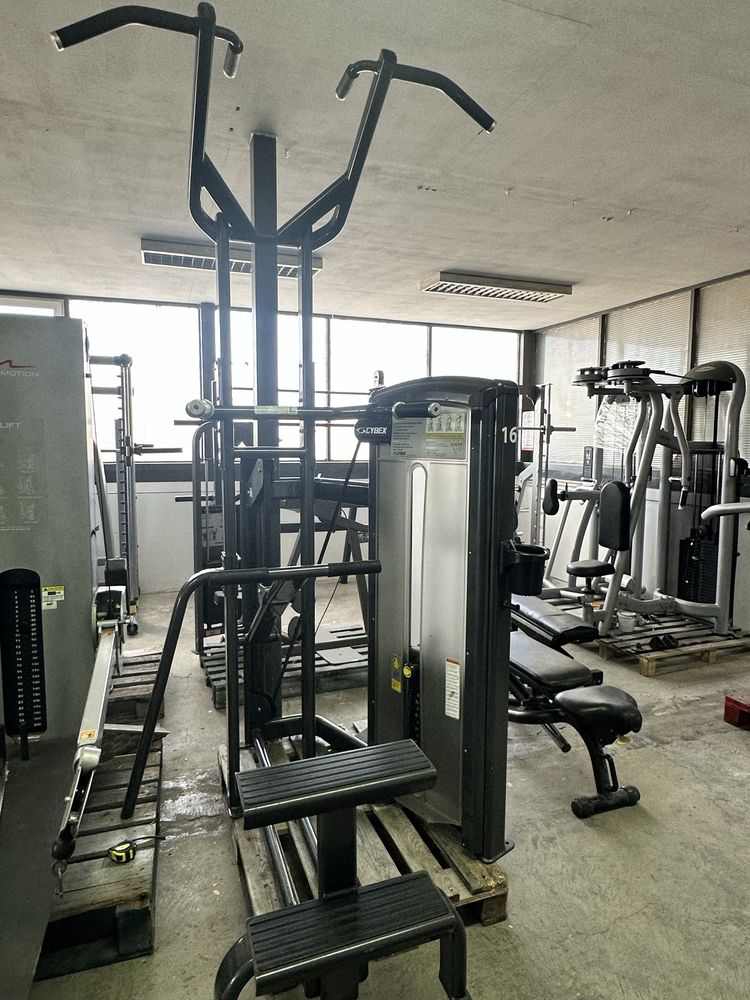 Cybex VR3 - уред за набираня и кофички с противотежест