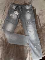 Blugi / jeans DSQUARED noi cu eticheta, model 2024