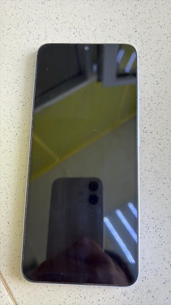 Продам смартфон  Xiaomi Redmi 12 C