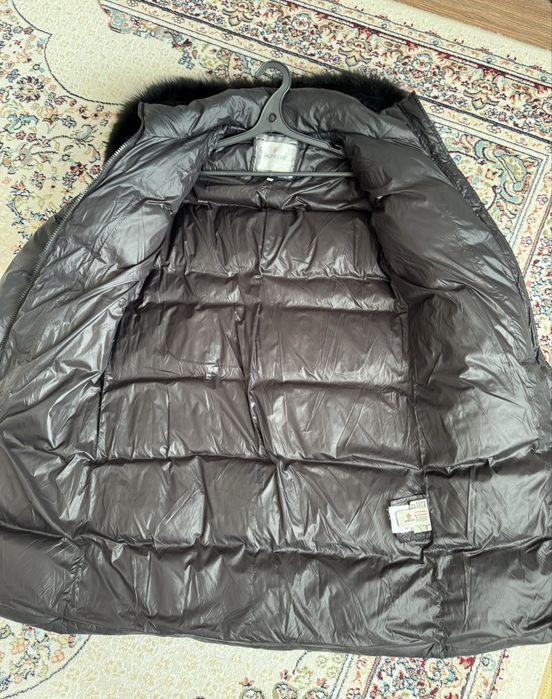 Пуховик зимний Монклер