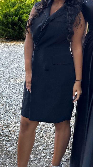 Rochie stil sacou crapata pe picior cu paiete , marime L