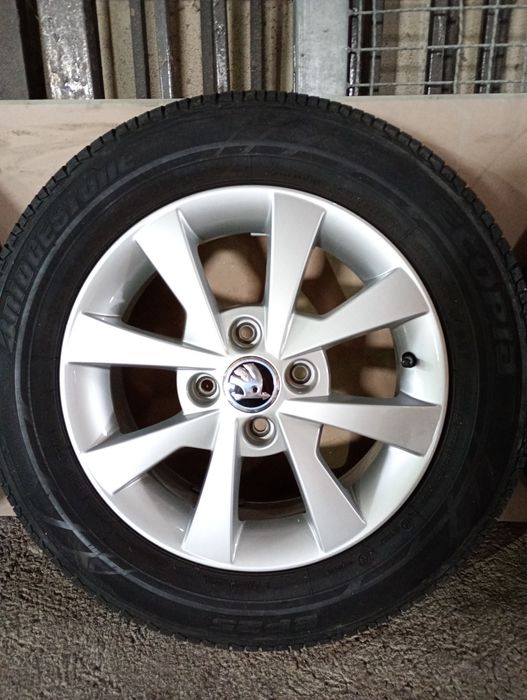 ШКОДА СИТИ джанти със летни гуми 175/65/14 5J ET35 4x100 цо56,1
