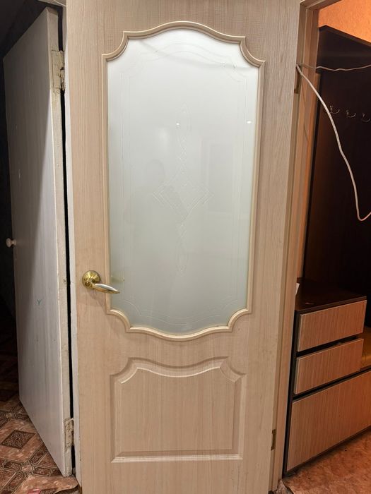 Продам межкомнатные двери