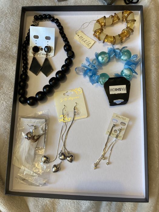 Нови бижута