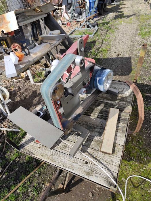 Masina de slefuit cu banda continua