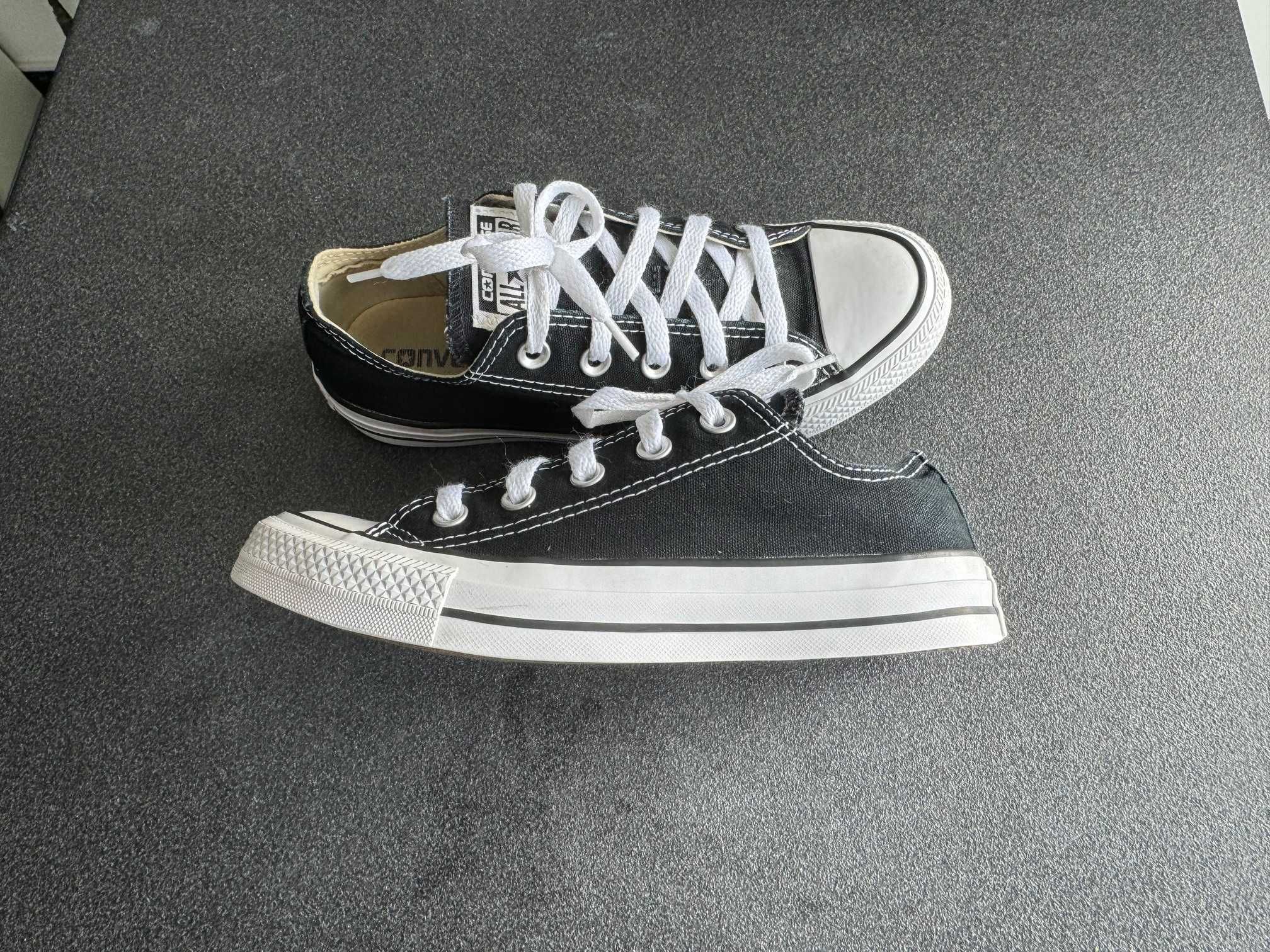 Tenisi CONVERSE 36.5 negri stare foarte buna