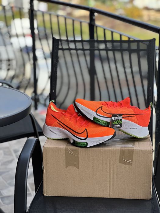 Nike Air Zoom Tempo Next %