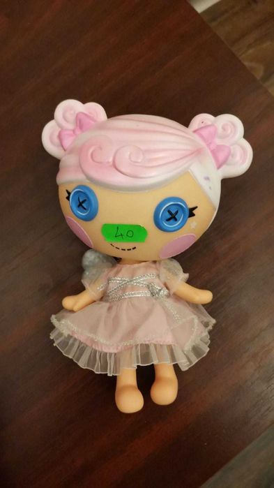 papusi crybaby, lalaloopsy, L.O.L, Barbie. pret pe fiecare.