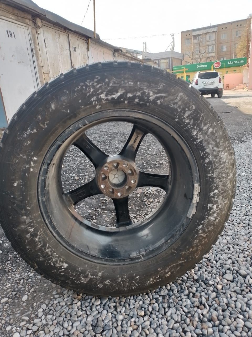 Продаётся шины зимние на Ranger с дискомrover