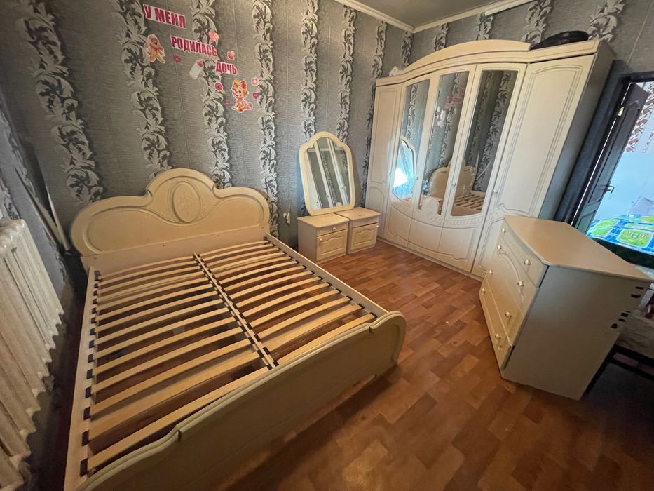 Спальная гарнитура в комплекте