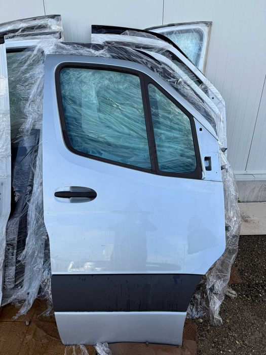 Usi dreapta fata Mercedes Sprinter
