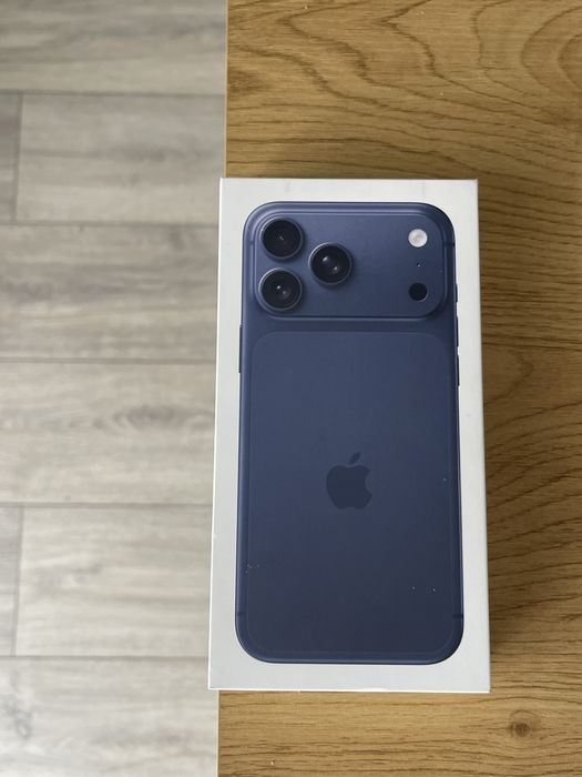 Iphone 17 pro max 512GB DEEP BLUE