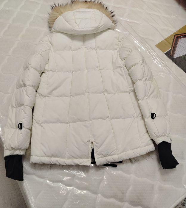 Kurtka Ayollar va qizlar uchun qishki kurtka