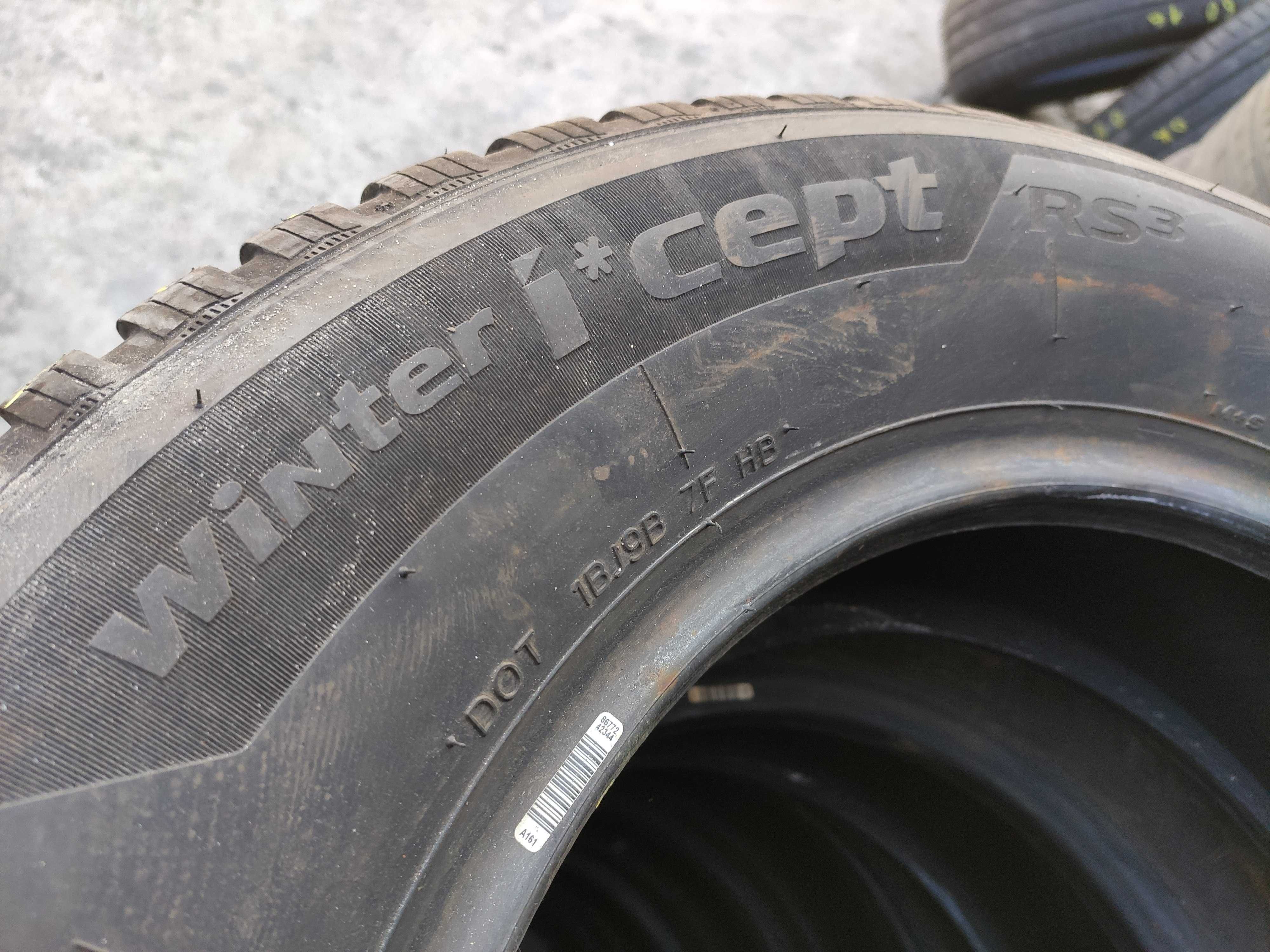 2бр Зимни гуми 215 65 16 - Hankook - DOT 2024