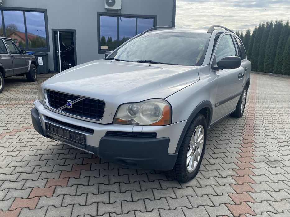 Dezmembrez Volvo XC90