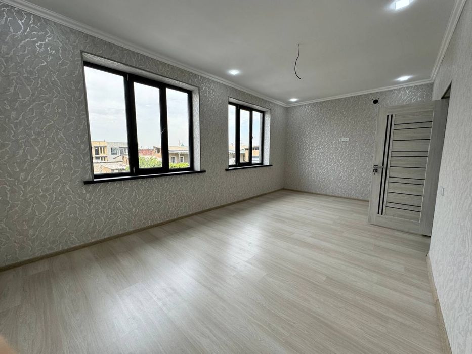 Юнусабод 1.20 соток 6 комнат Срочно