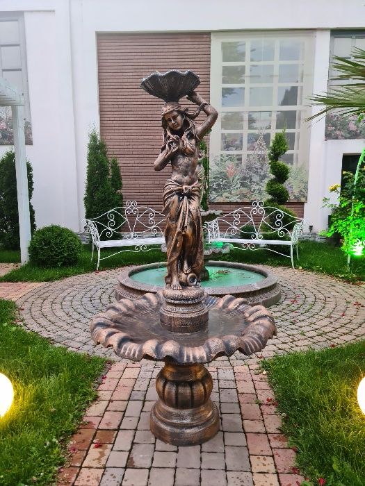 Fantana arteziana.F32. fantana beton. ornament gradina, fantana