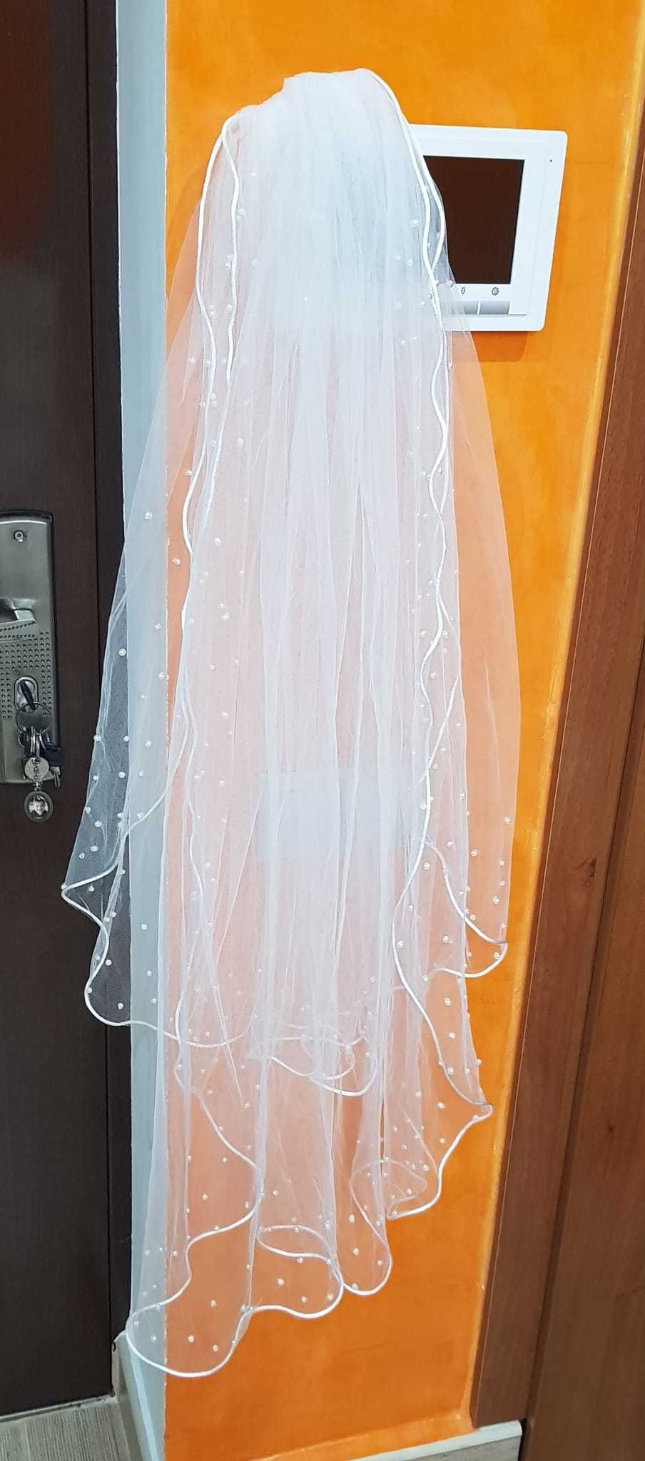 Vând rochie de mireasă