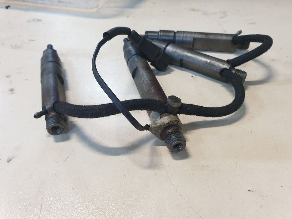 Set injectoare VOLKSWAGEN GOLF IV 1J1 1997 - 2007 1.9 SDI AGP, AQM  028130203E  ; 028130203F