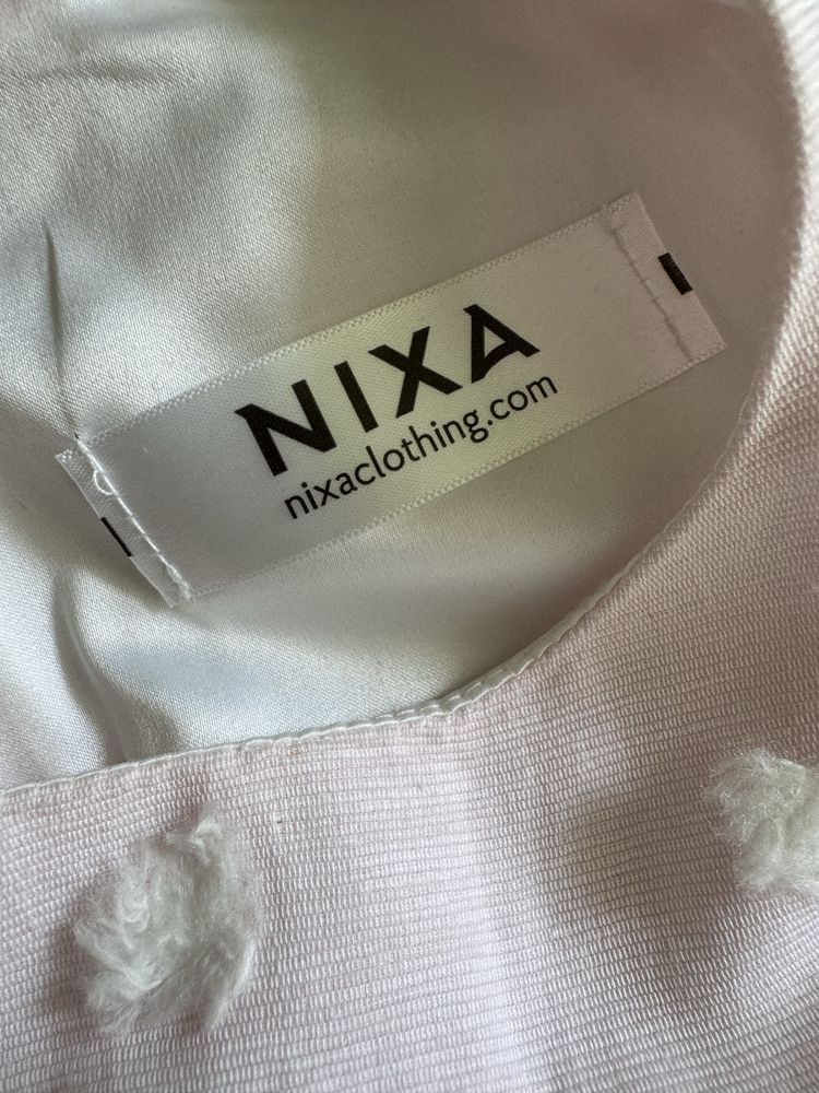 Бледо розова рокля Nixa