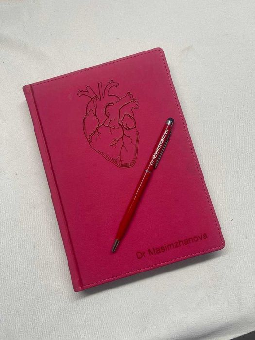 Подарочный набор на Новый год — брендинг + имя