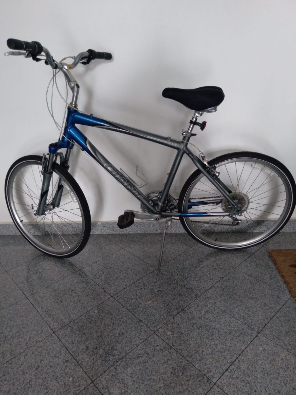 Vand bicicleta giant sedona dx 6061