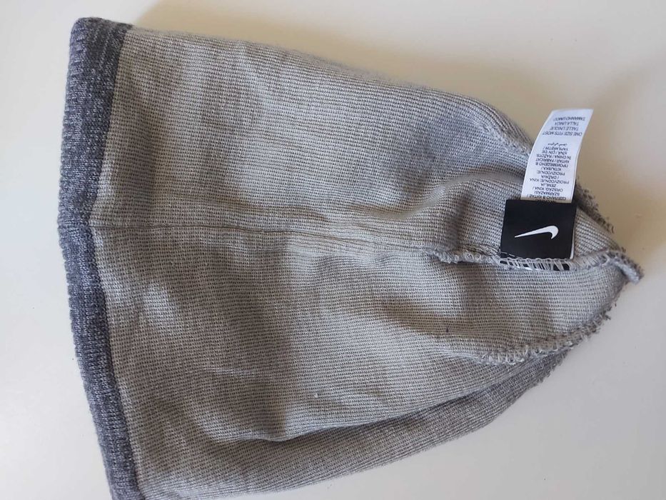 Nike, зимна шапка , размер 58-62см , унисекс модел